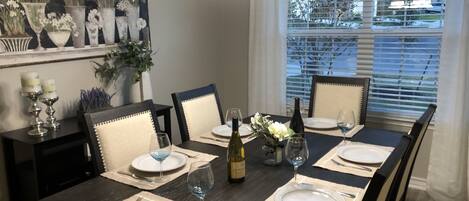 Quaint Dining room to enjoy Family time and meals