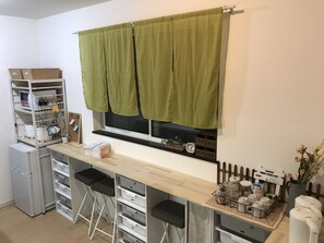 Common dinning space with FREE coffee corner