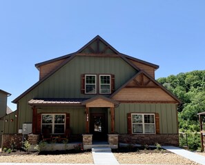Timber Rock Lodge