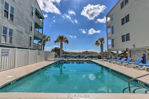 North Myrtle Beach Vacation Rental | 2BR | 2BA | 1,000 Sq Ft | Stairs Required