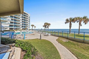 Ebb Tide 101 patio views