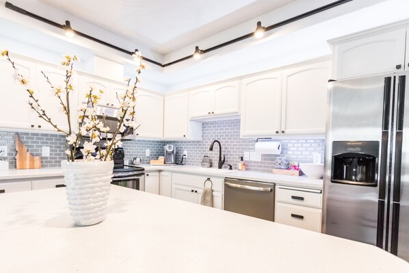 Beautifully updated Kitchen