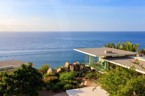 Stunning picturesque views of the ocean waves can be seen from the terrace of Casa Finisterra