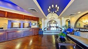 Casa Del Mar Lobby