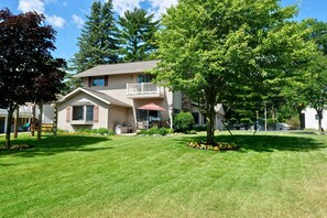 A great yard for games and fun!