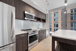 South Arlington Arlington 2 Bedroom Kitchen