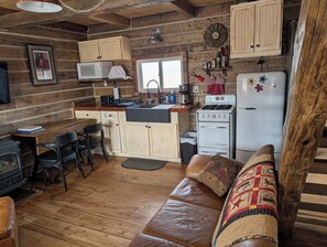 The quaint kitchen with vintage appliances