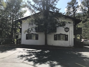Spruce Lodge
