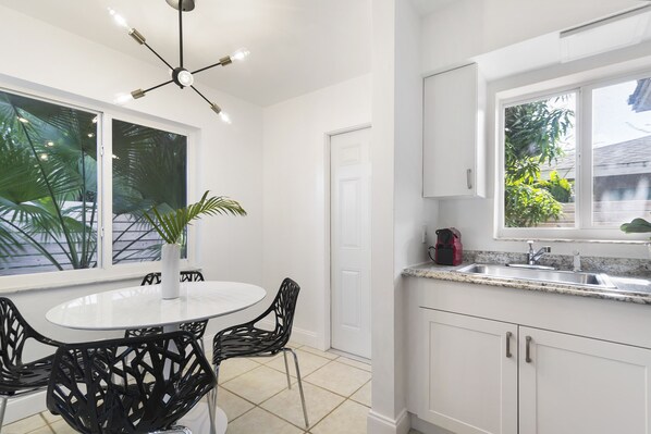 Private kitchen