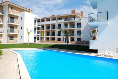 Coral - 2 bedroom apartment with swimming pool and tennis court