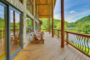 Deck | Views