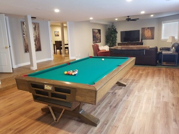 Spielezimmer