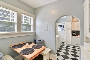 Cozy little dinning nook nestled between the kitchen and bedroom.