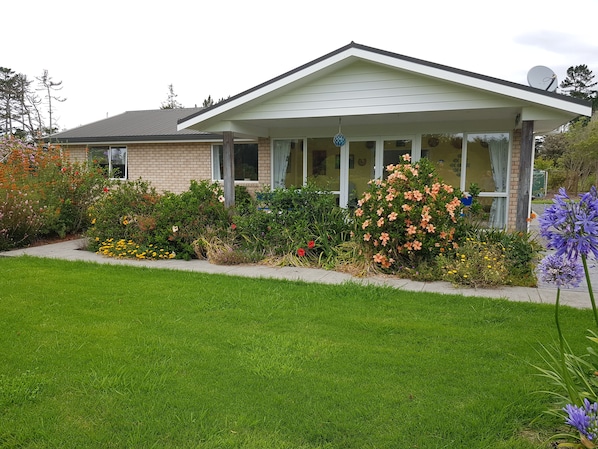 Front patio and garden