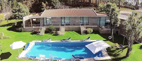 Villa and swimming pool