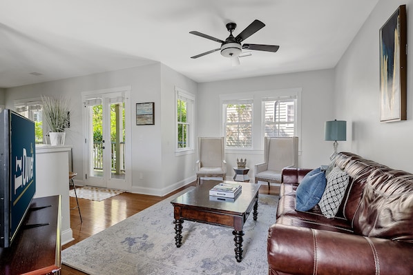 Emerald House | Perfect Location