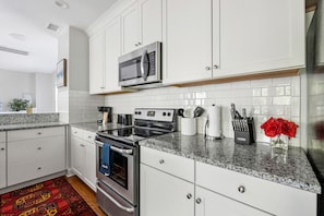 Emerald House | Perfect Location