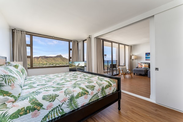 Enjoy Diamond Head and Ocean Views From Your King Sized Bed 