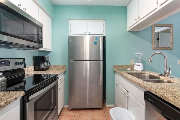 Shipwatch 309 - Kitchen