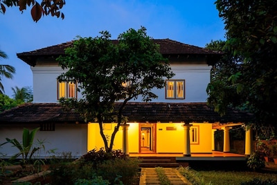 200 year old Heritage Villa in a serene atmosphere