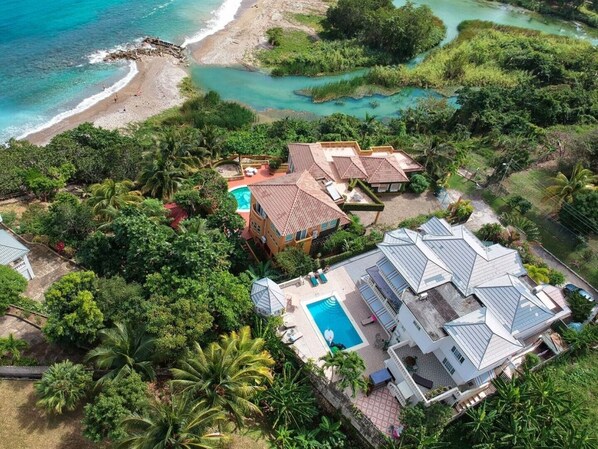 Overviews of villa showing proximity to the beach and the river.