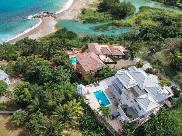 Overviews of villa showing proximity to the beach and the river.