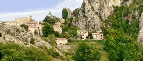 Le village de Rougon