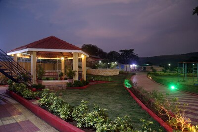 Private Farm Villa with large Open area- 6BHK