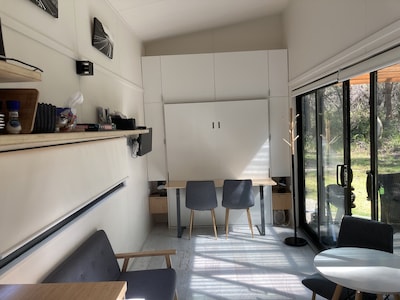 TopStay Accommodation A Tiny Home with bush views