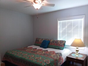 Bedroom 2 with King bed option