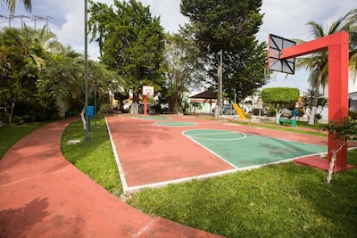 CASA PRIVADA LOS GIRASOLES