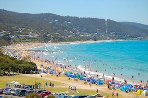 Lorne Main Beach