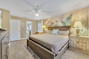 Master suite | King Bed