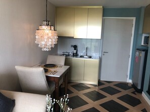 Spiseområde på rommet