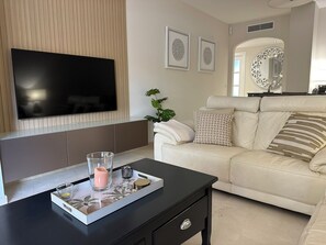 Lounge with smart tv