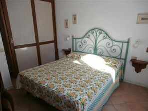 Villa Giuliana, double bedroom.