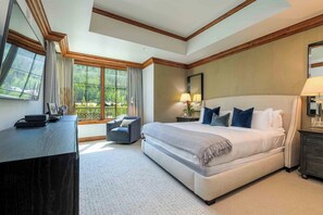 Main Bedroom - Summer