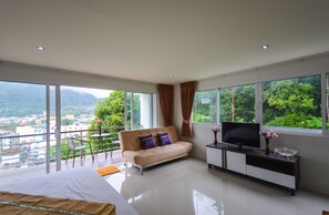 BeststayinPhuket Poolview Condo C32