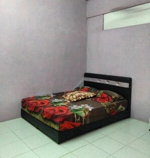 Homestay Haji Ismail 5 Bedroom 2 Aircond