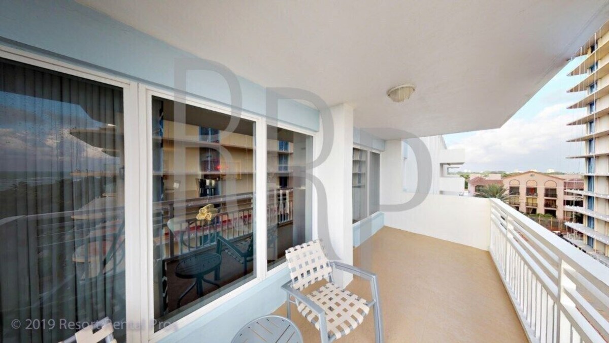 Solara Surfside, Florida, 1 Bedroom Oceanfront Resort