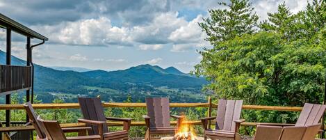 Outdoor propane fire pit with seating for 8. Wide open mountain views.