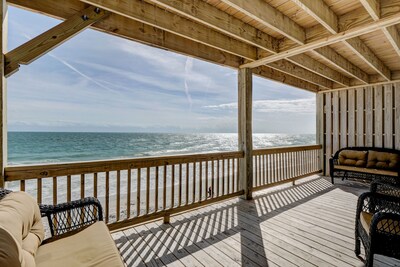 Paradise Found! Fabulous, Flexible, Beach Front Luxury! HotTub, Best Location!