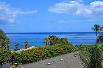 Kihei Akahi Resort, ocean view, steps from the beach