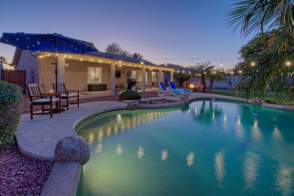 CAROL'S KEEPSAKE, our remodeled 3 BR, 2 BA home with a heated pool offers you a slice of paradise in warm and sunny Arizona.