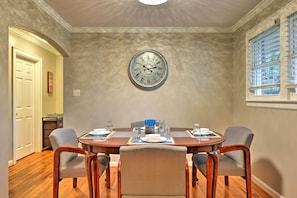 Dining Space | Dishware/Flatware