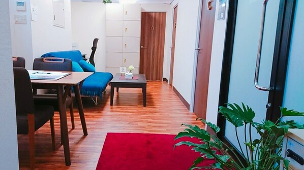 The Stay Central Nagasaki 3 rooms Maximum of 7 people available for private use.