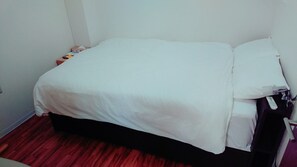 Room C Double bed Comfortable bed!