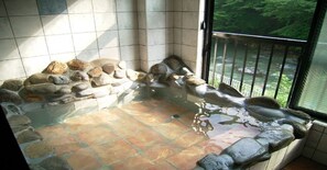 Outdoor bath