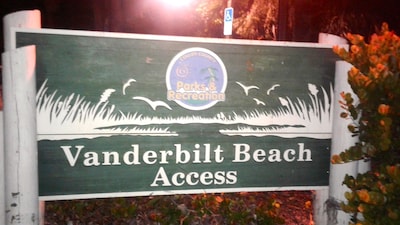 LOVELY BEACH HOME-Fully remodeled, Walk or Bike to Vanderbilt Beach, Shops etc