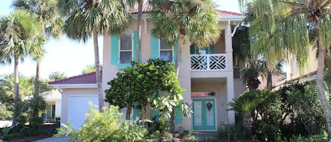 Cayman Palms Front View